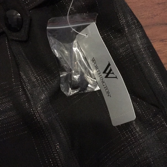 NEW Worthington Skirt - Picture 2 of 4